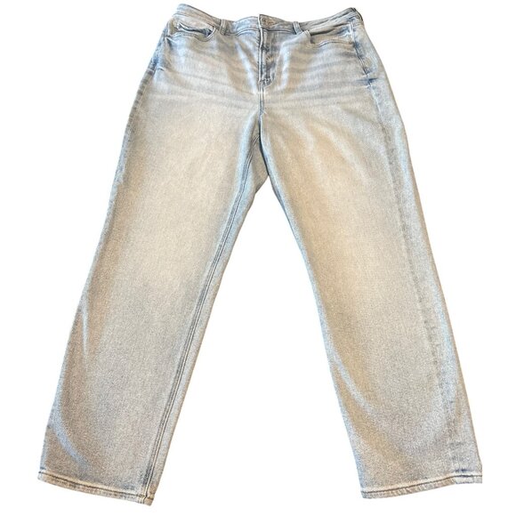 American Eagle Mom Straight Jeans Light Wash 16 Regular Stretch Crop 28" inseam - Picture 2 of 9